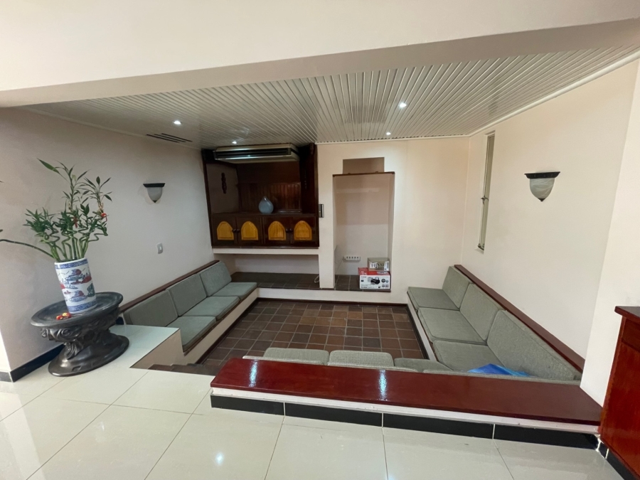 6 Bedroom Property for Sale in Dan Pienaar Free State